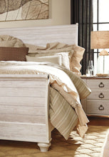 Load image into Gallery viewer, Willowton - Whitewash - King Sleigh Bed