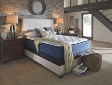 Load image into Gallery viewer, Mt Dana Plush - White - Twin Mattress
