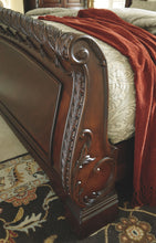Load image into Gallery viewer, North Shore - Dark Brown - Queen Sleigh Bed