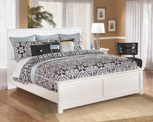 Load image into Gallery viewer, Bostwick Shoals - White - King Panel Bed