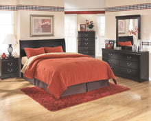 Load image into Gallery viewer, Huey Vineyard - Black - Queen Sleigh Headboard