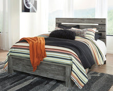 Load image into Gallery viewer, Cazenfeld - Black/Gray - King Panel Bed