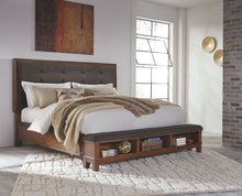 Load image into Gallery viewer, Ralene - Upholstered Panel Bed Set