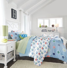 Load image into Gallery viewer, Kaslyn - White - Twin Panel Headboard