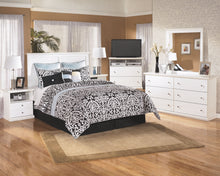 Load image into Gallery viewer, Bostwick Shoals - White - 5 Pc. - Dresser, Mirror, Queen Panel Headboard, 2 Nightstands