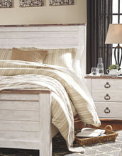 Load image into Gallery viewer, Willowton - Whitewash - Queen/Full Panel Headboard