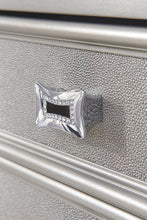 Load image into Gallery viewer, Coralayne - Silver - Dining Room Server