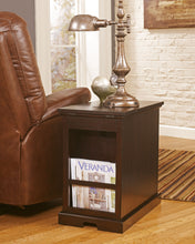 Load image into Gallery viewer, Laflorn - Sable - Chair Side End Table