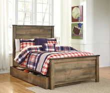 Load image into Gallery viewer, Trinell - Panel Headboard