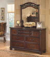 Load image into Gallery viewer, Leahlyn - Warm Brown - 6 Pc. - Dresser, Mirror, Chest, Queen Panel Bed