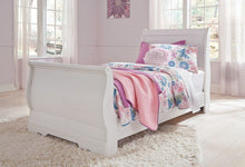 Load image into Gallery viewer, Anarasia - White - Full Sleigh Bed