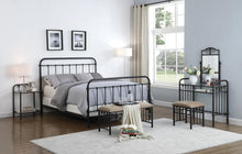 Load image into Gallery viewer, Livingston Collection - Livingston Queen Panel Metal Bed Dark Bronze