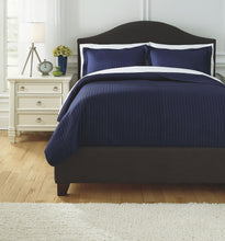 Load image into Gallery viewer, Raleda - Orange - King Coverlet Set