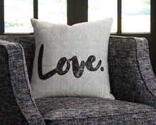 Load image into Gallery viewer, Mattia - Black/White - Pillow (4/CS)