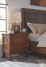 Load image into Gallery viewer, Ralene - Upholstered Panel Bed Set