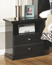 Load image into Gallery viewer, Maribel - Black - 7 Pc. - Dresser, Mirror, Queen Panel Bed, 2 Nightstands