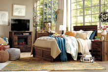 Load image into Gallery viewer, Quinden - Dark Brown - Queen Panel Bed