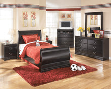 Load image into Gallery viewer, Huey Vineyard - Black - Dresser