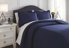 Load image into Gallery viewer, Raleda - Orange - King Coverlet Set