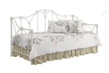 Load image into Gallery viewer, Twin Daybed - Twin Metal Daybed With Floral Frame White
