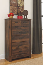 Load image into Gallery viewer, Quinden - Dark Brown - Five Drawer Chest