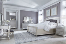 Load image into Gallery viewer, Coralayne - Panel Bed Set