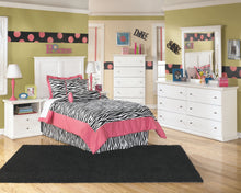 Load image into Gallery viewer, Bostwick Shoals - White - 3 Pc. - Dresser, Mirror, Full Panel Headboard
