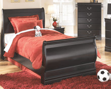 Load image into Gallery viewer, Huey Vineyard - Black - Twin Sleigh Bed