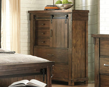 Load image into Gallery viewer, Lakeleigh - Brown - Five Drawer Chest