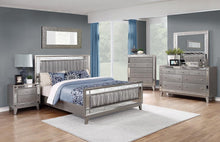 Load image into Gallery viewer, Leighton Collection - Metallic - Leighton Queen Panel Bed With Mirrored Accents Mercury Metallic