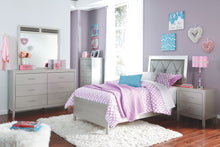 Load image into Gallery viewer, Olivet - Panel Bed Set