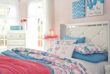 Load image into Gallery viewer, Dreamur - Panel Bed