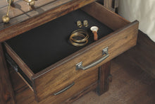 Load image into Gallery viewer, Lakeleigh - Brown - Three Drawer Night Stand