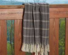 Load image into Gallery viewer, Luis - Black/Beige - Throw (3/CS)